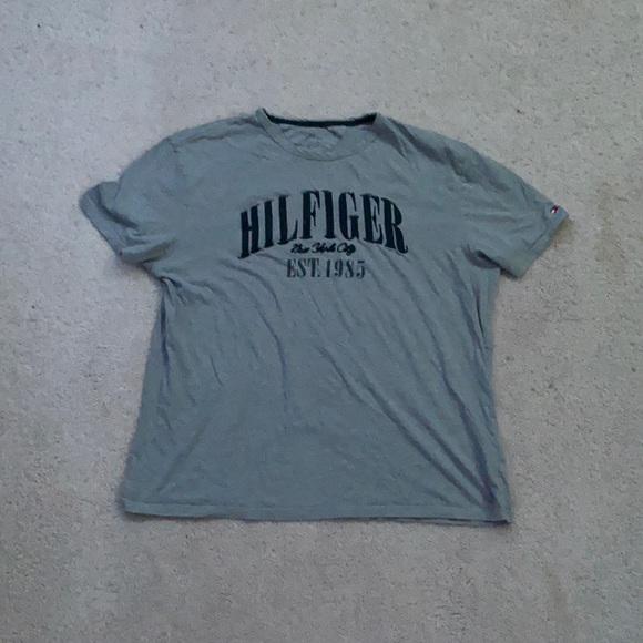 XL Light Grey Tommy Hilfiger T-shirt - Picture 1 of 4